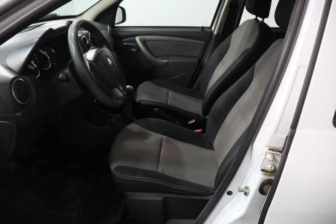 Renault Duster I Рестайлинг с пробегом 2017 года, цена 919 000 рублей, 215000 км, внедорожник, Автокод Объявления