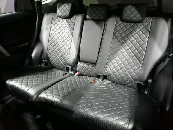 Toyota RAV4 IV (XA40) Рестайлинг с пробегом 2015 года, цена 2 330 000 рублей, 92000 км, внедорожник, Автокод Объявления