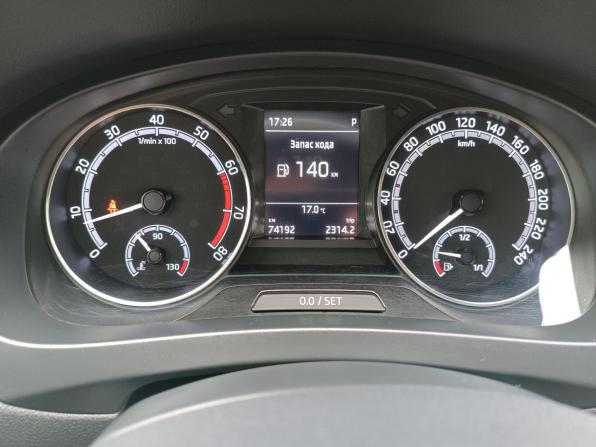 Skoda Rapid I Рестайлинг с пробегом 2019 года, цена 1 449 000 рублей, 74192 км, лифтбек, Автокод Объявления