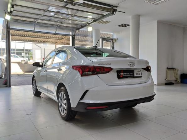 Hyundai Solaris II Рестайлинг с пробегом 2021 года, цена 1 680 000 рублей, 42790 км, седан, Автокод Объявления