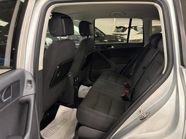 Volkswagen Tiguan I Рестайлинг с пробегом 2012 года, цена 989 000 рублей, 146424 км, внедорожник, Автокод Объявления
