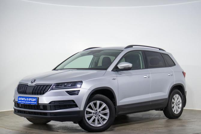 Skoda Karoq I с пробегом 2021 года, цена 2 399 000 рублей, 108000 км, внедорожник, Автокод Объявления