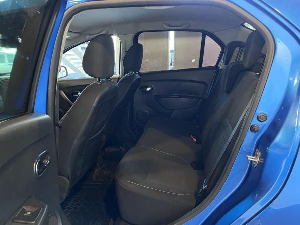 Renault Logan II с пробегом 2015 года, цена 680 000 рублей, 151813 км, седан, Автокод Объявления