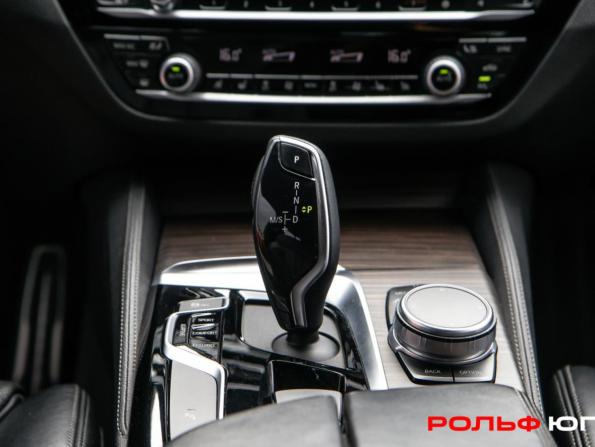 BMW 5 серии VII (G30/G31/G38) с пробегом 2018 года, цена 4 348 000 рублей, 79017 км, седан, Автокод Объявления