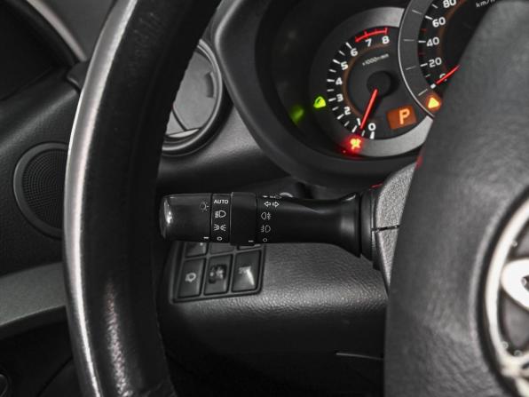 Toyota RAV4 III (XA30) Рестайлинг с пробегом 2011 года, цена 1 390 000 рублей, 294636 км, внедорожник, Автокод Объявления