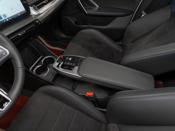 BMW X1 III (U11/U12) с пробегом 2024 года, цена 4 900 000 рублей, 32740 км, внедорожник, Автокод Объявления