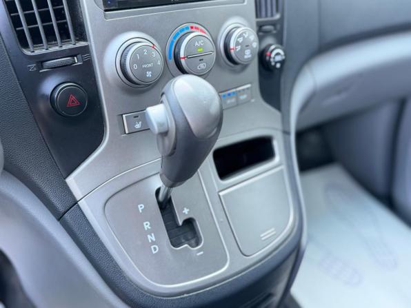 Hyundai Grand Starex I с пробегом 2011 года, цена 1 900 000 рублей, 219000 км, минивэн, Автокод Объявления