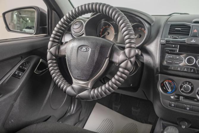 Lada (ВАЗ) Granta I Рестайлинг с пробегом 2019 года, цена 569 000 рублей, 180000 км, седан, Автокод Объявления