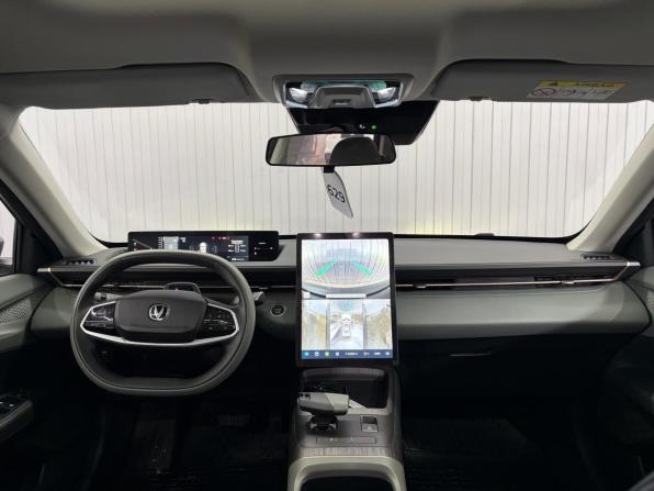 Changan Lamore с пробегом 2023 года, цена 2 147 000 рублей, 20827 км, седан, Автокод Объявления