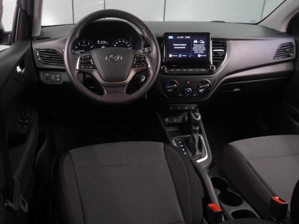 Hyundai Solaris II Рестайлинг с пробегом 2021 года, цена 1 599 000 рублей, 124325 км, седан, Автокод Объявления