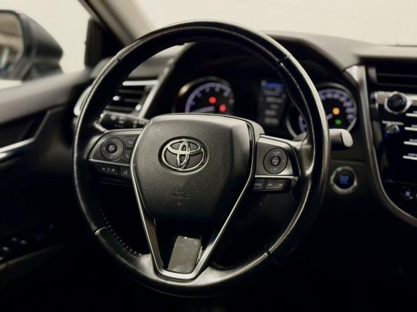 Toyota Camry VIII (XV70) с пробегом 2019 года, цена 2 720 000 рублей, 98154 км, седан, Автокод Объявления