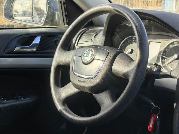 Skoda Octavia II (A5) Рестайлинг с пробегом 2013 года, цена 539 000 рублей, 270643 км, лифтбек, Автокод Объявления