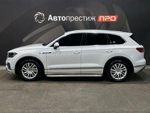 Volkswagen Touareg III с пробегом 2020 года, цена 4 290 000 рублей, 203000 км, внедорожник, Автокод Объявления