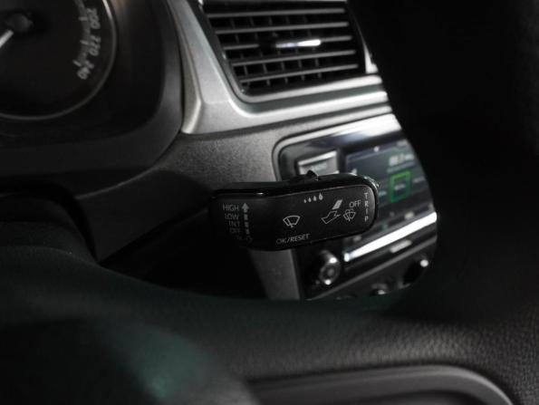 Skoda Rapid I Рестайлинг с пробегом 2019 года, цена 1 089 000 рублей, 115446 км, лифтбек, Автокод Объявления