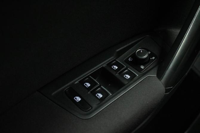 Volkswagen Tiguan II с пробегом 2017 года, цена 2 199 000 рублей, 174505 км, внедорожник, Автокод Объявления