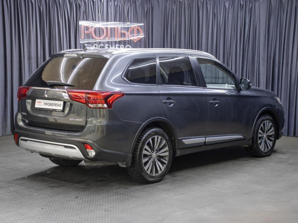 Mitsubishi Outlander III Рестайлинг 2 с пробегом 2018 года, цена 1 598 000 рублей, 160856 км, внедорожник, Автокод Объявления