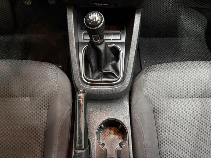 Volkswagen Jetta VI Магнитогорск  - изображение 12