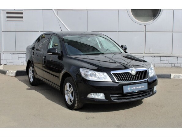 Skoda Octavia II (A5) Рестайлинг с пробегом 2010 года, цена 877 000 рублей, 216000 км, лифтбек, Автокод Объявления
