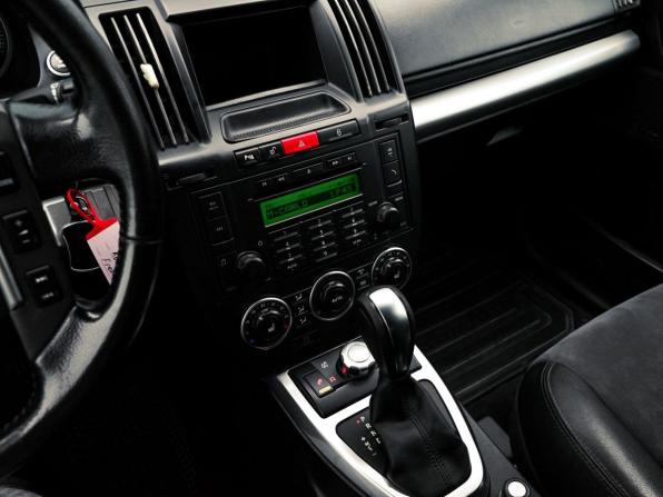 Land Rover Freelander II с пробегом 2008 года, цена 975 000 рублей, 243537 км, внедорожник, Автокод Объявления