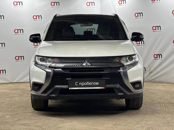 Mitsubishi Outlander III Рестайлинг 3 с пробегом 2022 года, цена 2 579 000 рублей, 106000 км, внедорожник, Автокод Объявления