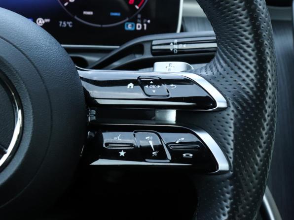 Mercedes-Benz C-Класс V (W206) с пробегом 2023 года, цена 6 195 000 рублей, 35126 км, седан, Автокод Объявления