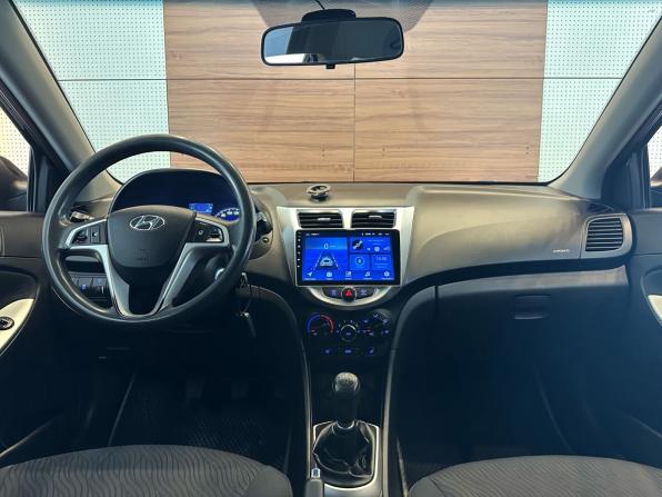 Hyundai Solaris I с пробегом 2011 года, цена 749 990 рублей, 191000 км, седан, Автокод Объявления