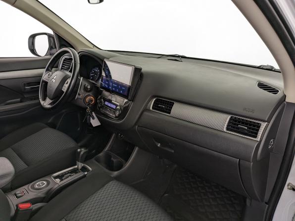 Mitsubishi Outlander III Рестайлинг с пробегом 2014 года, цена 1 600 750 рублей, 111923 км, внедорожник, Автокод Объявления