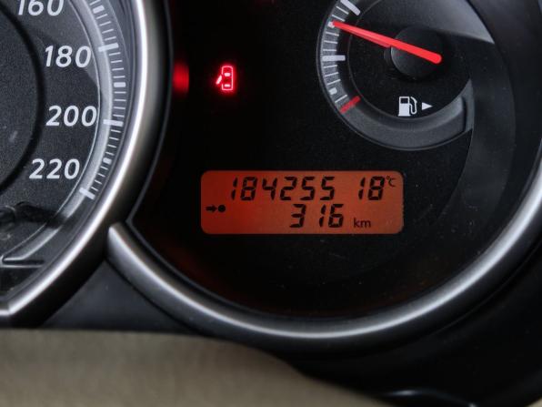 Nissan Tiida I Рестайлинг с пробегом 2012 года, цена 585 000 рублей, 184253 км, хэтчбек, Автокод Объявления