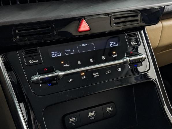 Kia Carnival IV с пробегом 2022 года, цена 3 829 000 рублей, 103452 км, минивэн, Автокод Объявления