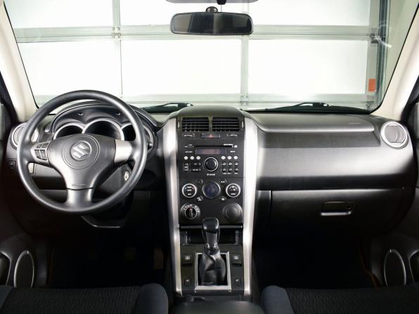 Suzuki Grand Vitara II Рестайлинг 2 с пробегом 2013 года, цена 1 109 999 рублей, 240092 км, внедорожник, Автокод Объявления