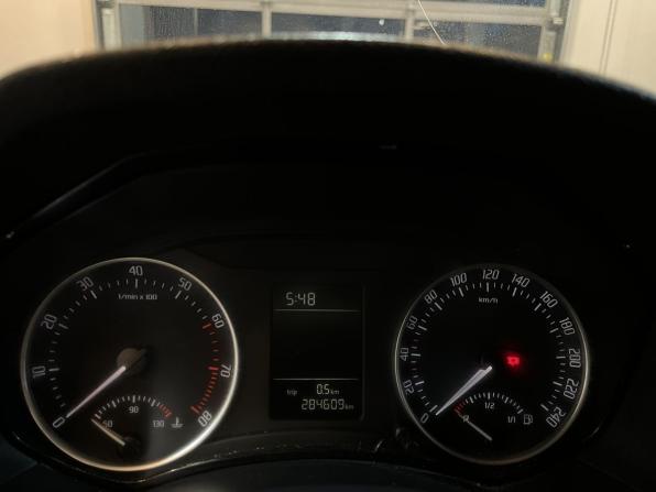 Skoda Octavia II (A5) Рестайлинг с пробегом 2011 года, цена 588 000 рублей, 284604 км, лифтбек, Автокод Объявления