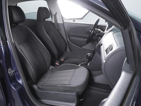 Volkswagen Polo V Рестайлинг с пробегом 2016 года, цена 1 100 000 рублей, 211067 км, седан, Автокод Объявления