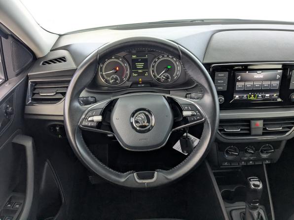 Skoda Rapid II с пробегом 2022 года, цена 1 650 000 рублей, 76968 км, лифтбек, Автокод Объявления