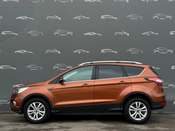 Ford Kuga II Рестайлинг с пробегом 2019 года, цена 1 598 600 рублей, 173304 км, внедорожник, Автокод Объявления