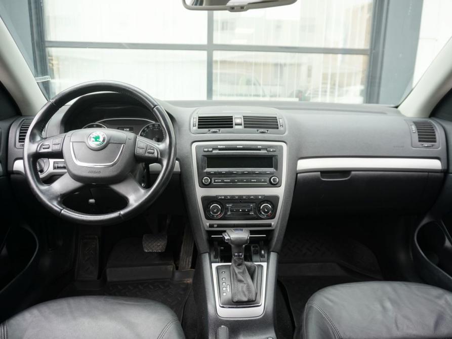 Skoda Octavia II (A5) Рестайлинг Москва  - изображение 12