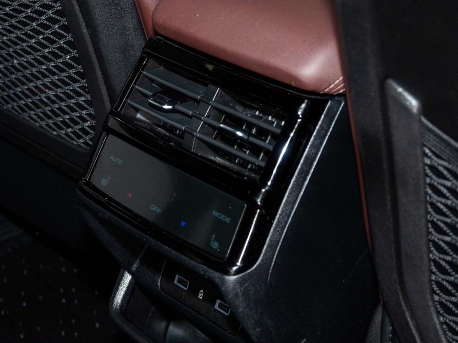 Geely Monjaro I Казань  - изображение 17