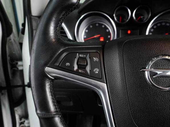 Opel Mokka I с пробегом 2012 года, цена 1 045 000 рублей, 180139 км, внедорожник, Автокод Объявления