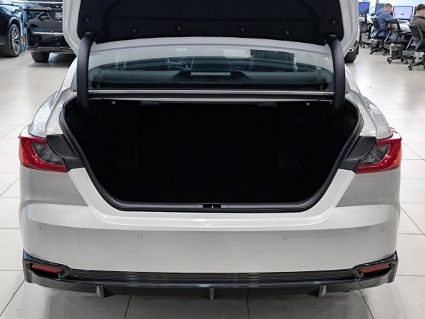 Toyota Camry IX (XV80) China Market с пробегом 2024 года, цена 3 799 000 рублей, 20496 км, седан, Автокод Объявления