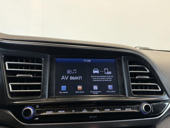 Hyundai Elantra VI (AD) Рестайлинг с пробегом 2019 года, цена 1 335 000 рублей, 129502 км, седан, Автокод Объявления