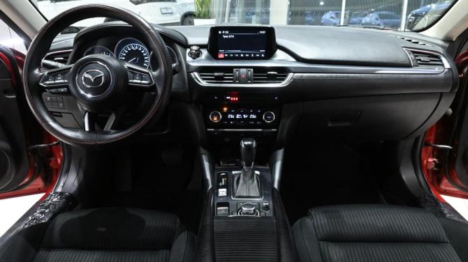 Mazda 6 III (GJ) Рестайлинг с пробегом 2017 года, цена 1 650 000 рублей, 132552 км, седан, Автокод Объявления