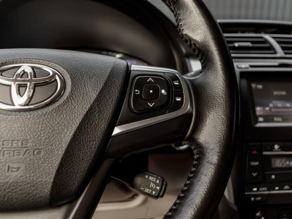 Toyota Camry VII (XV50) Рестайлинг с пробегом 2015 года, цена 2 150 000 рублей, 245120 км, седан, Автокод Объявления
