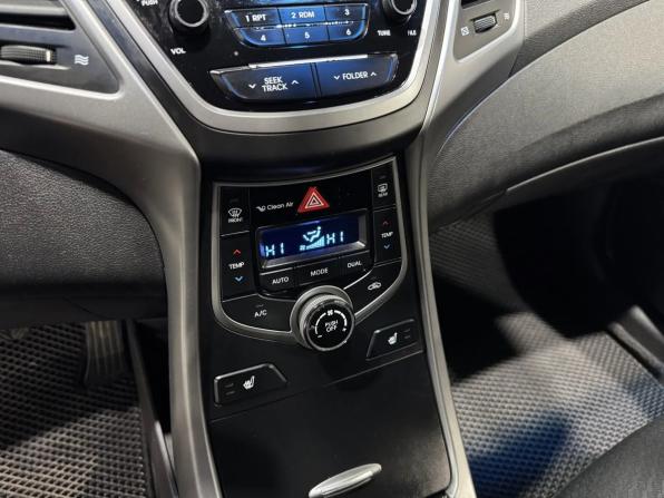 Hyundai Elantra V (MD) Рестайлинг с пробегом 2014 года, цена 1 045 000 рублей, 181577 км, седан, Автокод Объявления