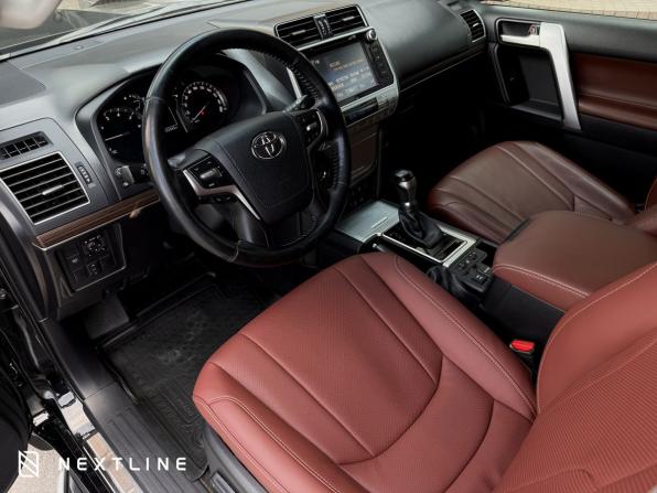 Toyota Land Cruiser Prado 150 Series Рестайлинг 2 с пробегом 2018 года, цена 5 290 000 рублей, 152000 км, внедорожник, Автокод Объявления