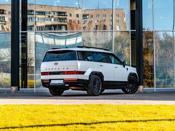 Hyundai Santa Fe V (MX5) с пробегом 2024 года, цена 4 700 000 рублей, 97749 км, внедорожник, Автокод Объявления