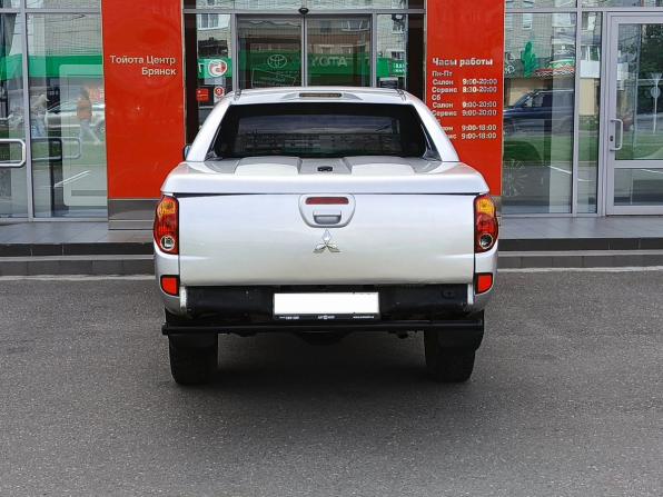 Mitsubishi L200 IV с пробегом 2011 года, цена 889 000 рублей, 325404 км, offers.body_type.unknown, Автокод Объявления
