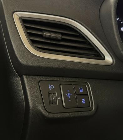 Hyundai Solaris II с пробегом 2017 года, цена 1 475 000 рублей, 64086 км, седан, Автокод Объявления