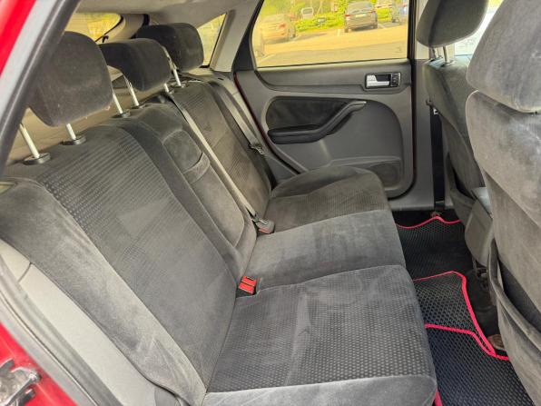 Ford Focus II с пробегом 2007 года, цена 427 000 рублей, 268332 км, хэтчбек, Автокод Объявления