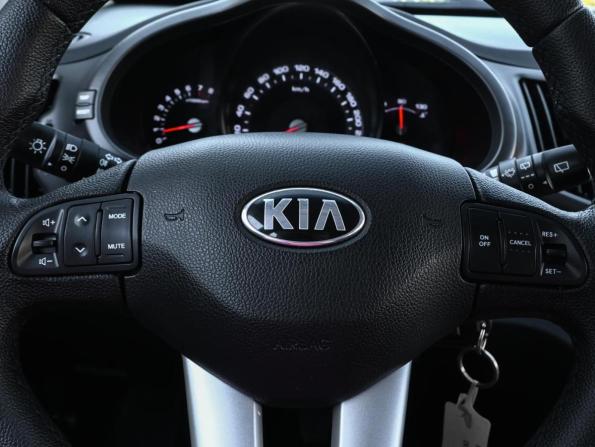 Kia Sportage III с пробегом 2012 года, цена 1 270 000 рублей, 137745 км, внедорожник, Автокод Объявления