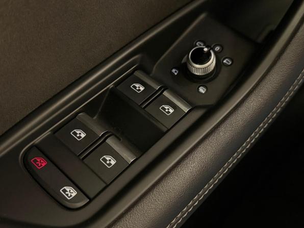 Audi A5 II (F5) Рестайлинг с пробегом 2020 года, цена 3 555 000 рублей, 161451 км, лифтбек, Автокод Объявления