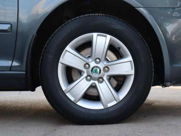 Skoda Octavia II (A5) Рестайлинг с пробегом 2010 года, цена 680 000 рублей, 284388 км, лифтбек, Автокод Объявления